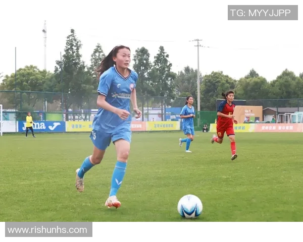 中国女子足球明星的崛起与成就探索她们如何改变足球界的未来 中国女子足球明星的崛起与成就探索她们如何改变足球界的未来