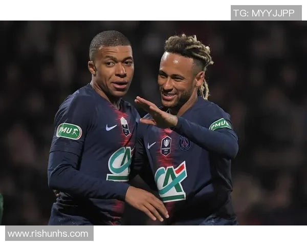 康纳足球明星的真实身份揭秘以及他在足球界的影响力分析